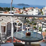 My View Apartment Néos Marmarás